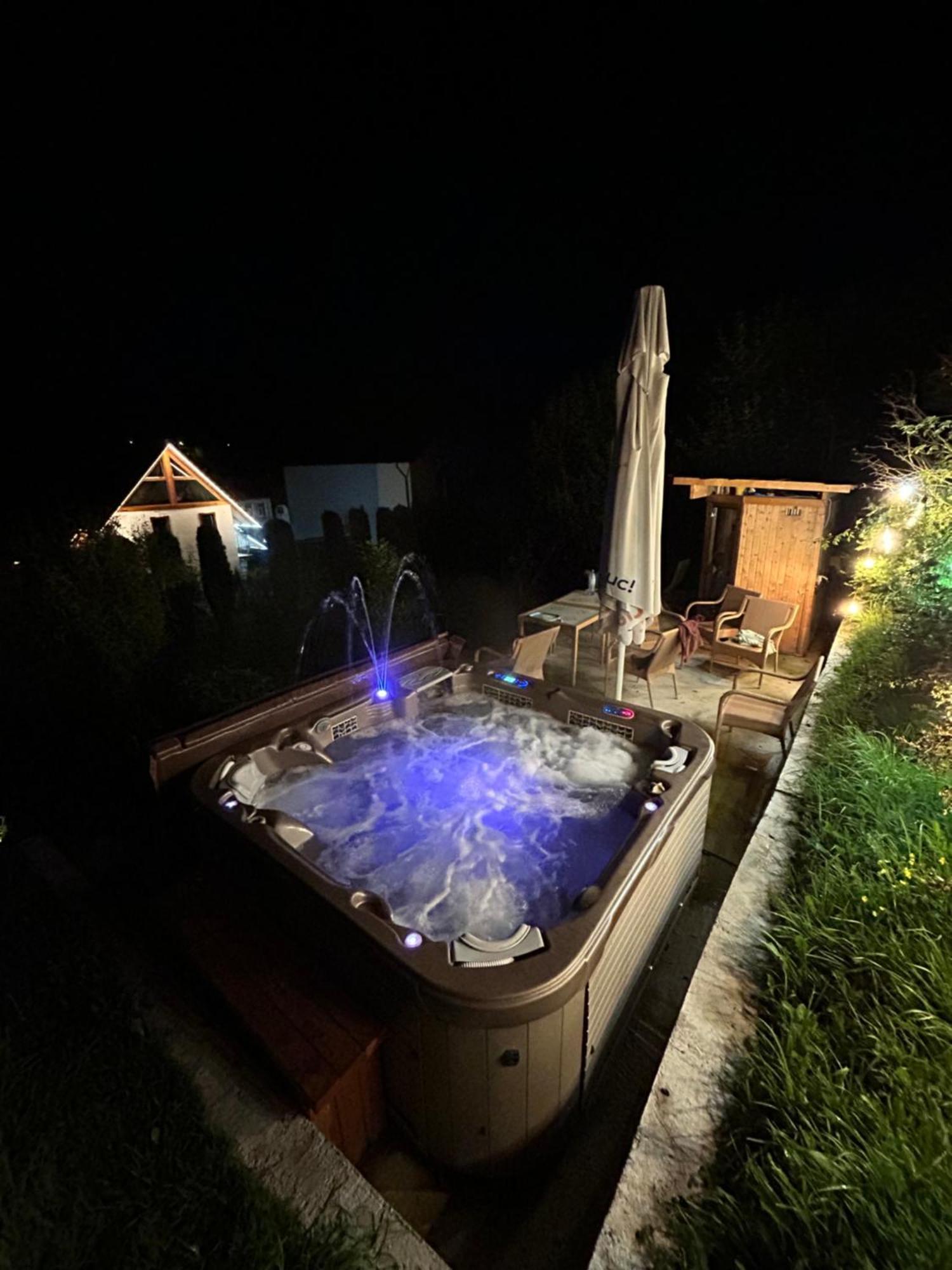 فندق Casa Cu Magnolii بيونيله إيزيه المظهر الخارجي الصورة