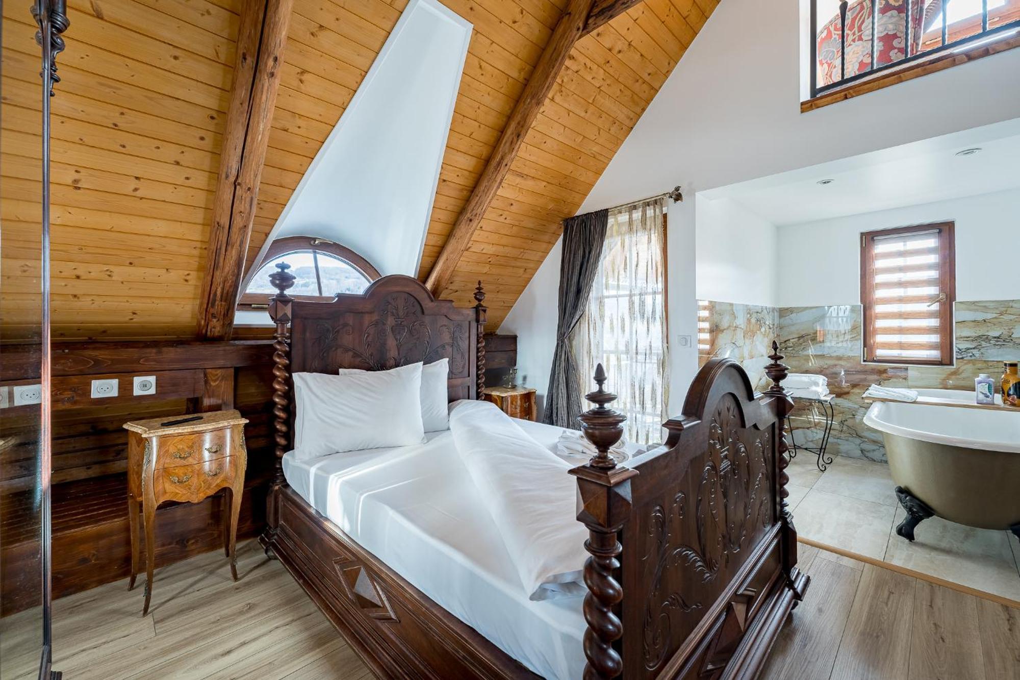 فندق Casa Cu Magnolii بيونيله إيزيه المظهر الخارجي الصورة